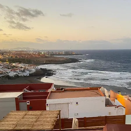 Olas De Plata Playa Del Hombre